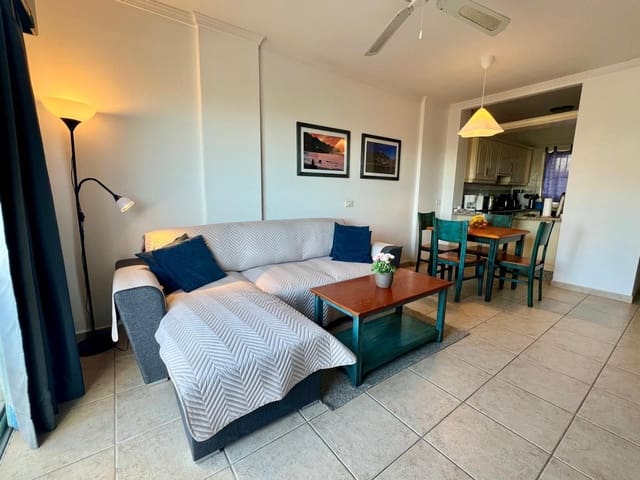 1 quarto Apartamento para arrendar em Los Cristianos, Arona com piscina - 1 500 € (Ref: 8103080)