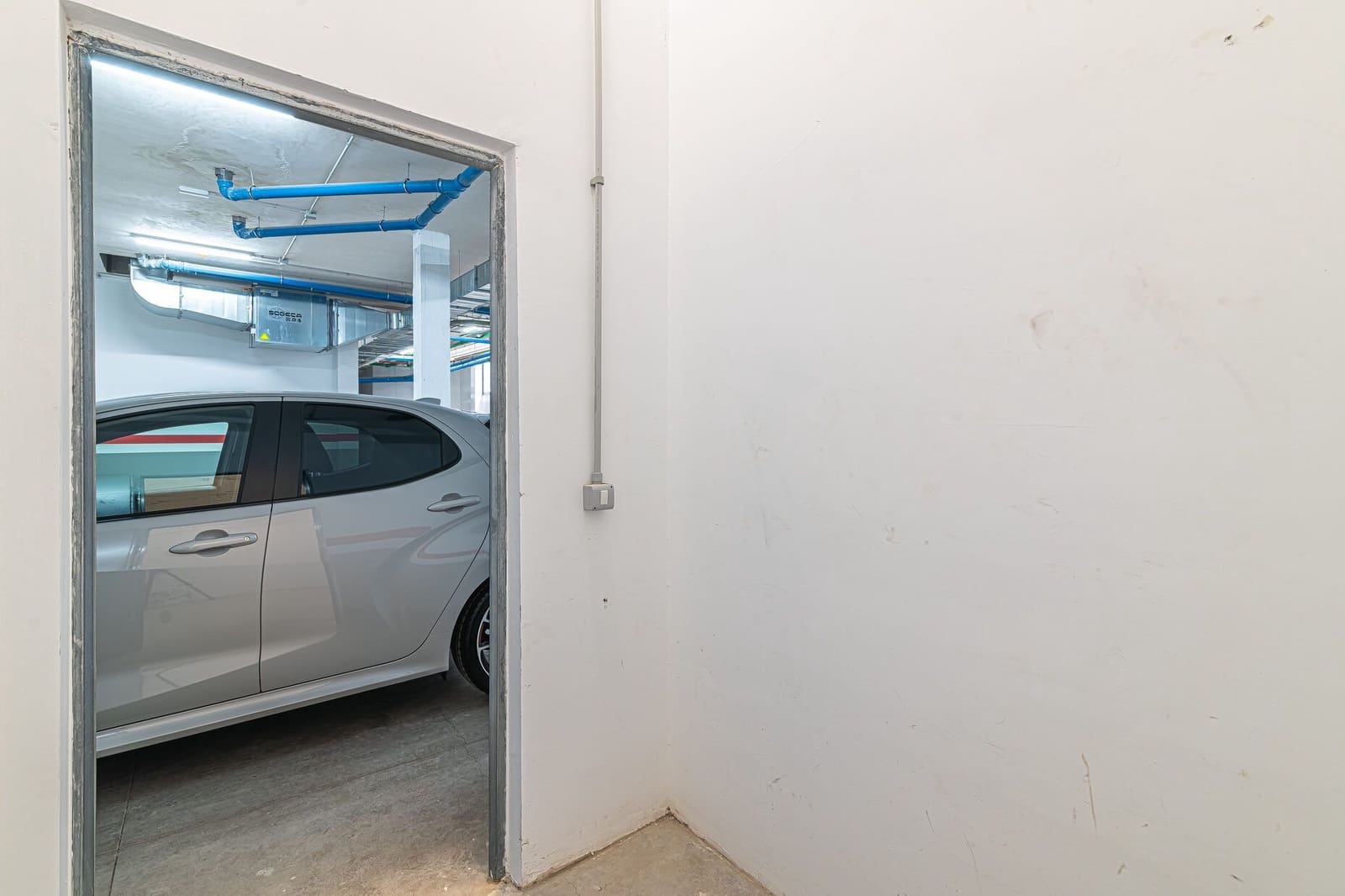 2 bedroom Flat for rent in Adeje with pool garage - € 1,200 (Ref: 8242328)