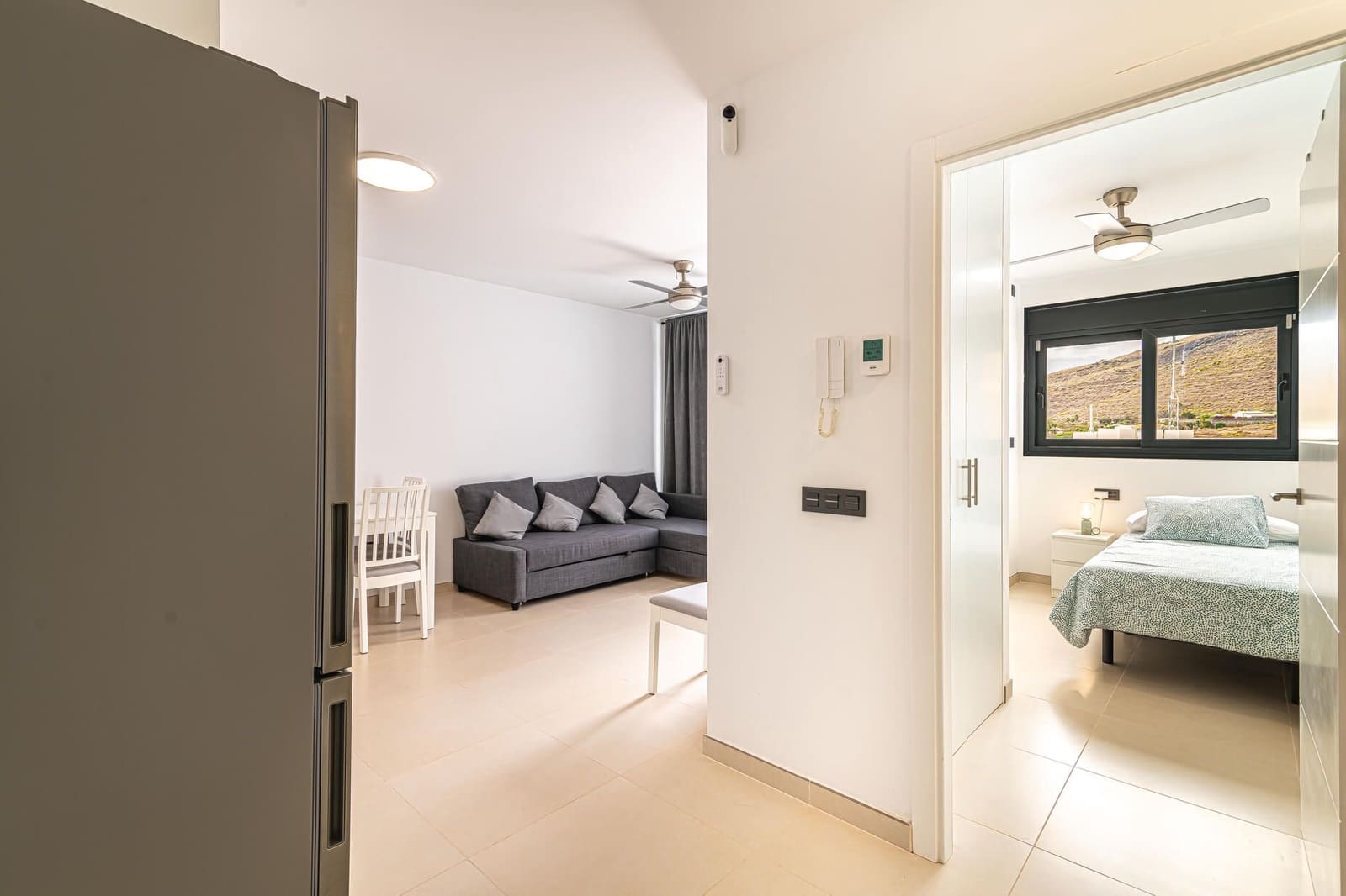 2 bedroom Flat for rent in Adeje with pool garage - € 1,200 (Ref: 8242328)