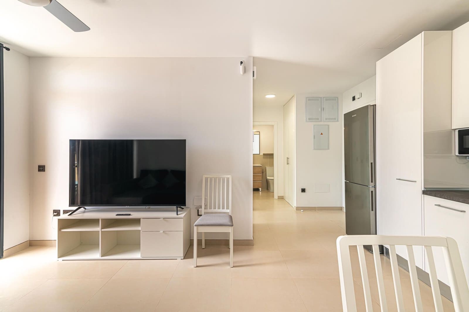 2 bedroom Flat for rent in Adeje with pool garage - € 1,200 (Ref: 8242328)