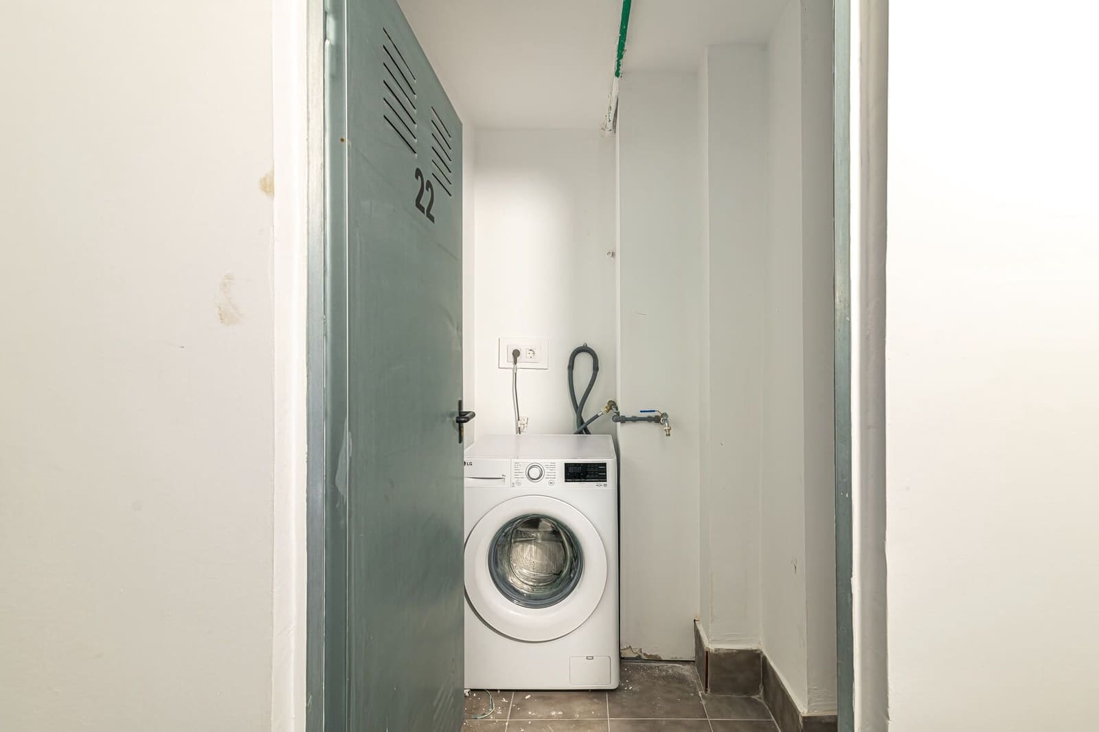 2 bedroom Flat for rent in Adeje with pool garage - € 1,200 (Ref: 8242328)