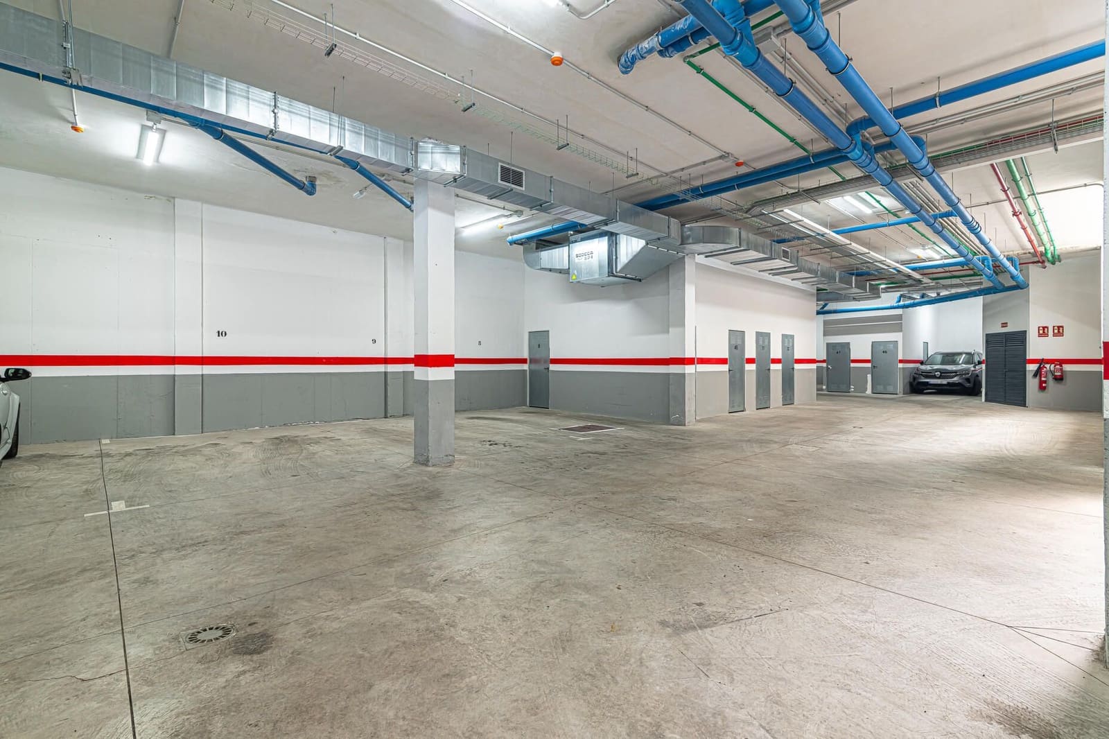 2 bedroom Flat for rent in Adeje with pool garage - € 1,200 (Ref: 8242328)