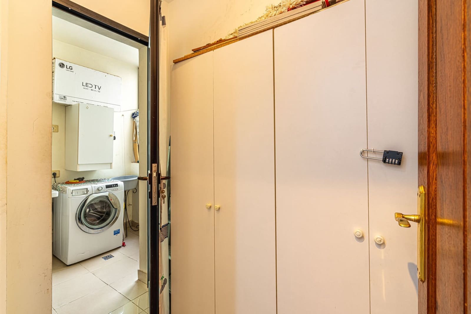 2 sypialnia Mieszkanie do wynajęcia w Los Cristianos z basenem garażem - 1 700 € (Ref: 8556528)