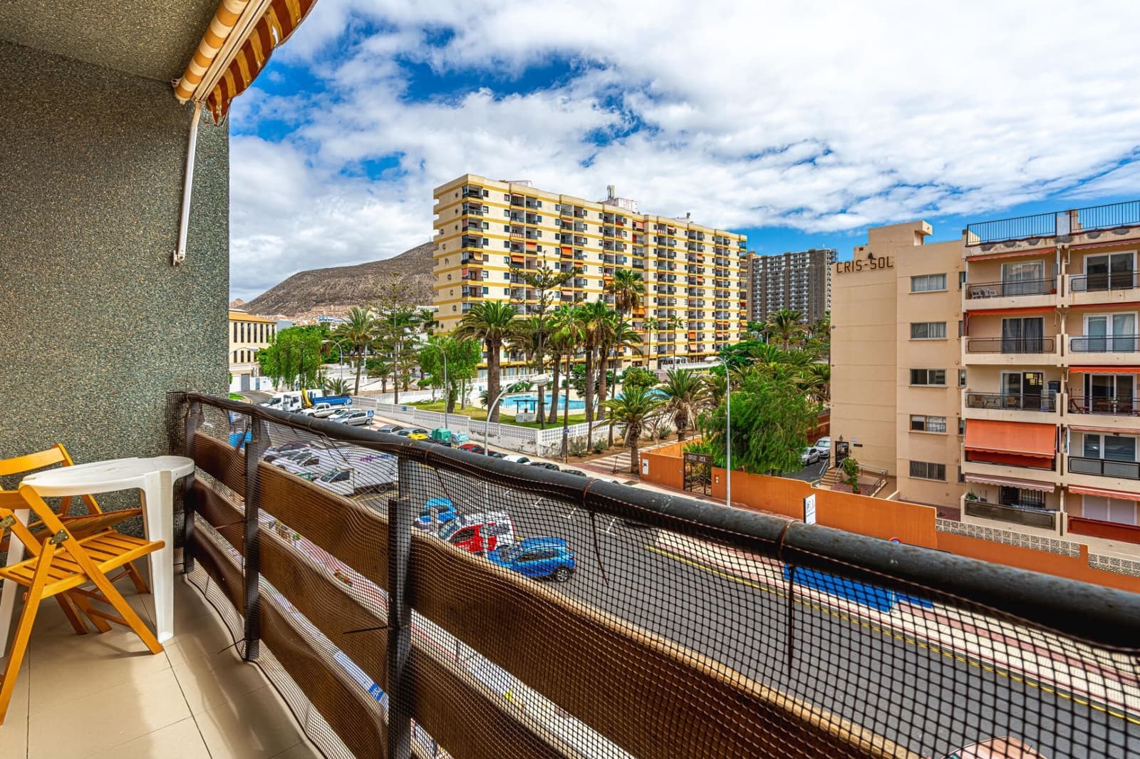 2 sypialnia Mieszkanie do wynajęcia w Los Cristianos z basenem garażem - 1 700 € (Ref: 8556528)