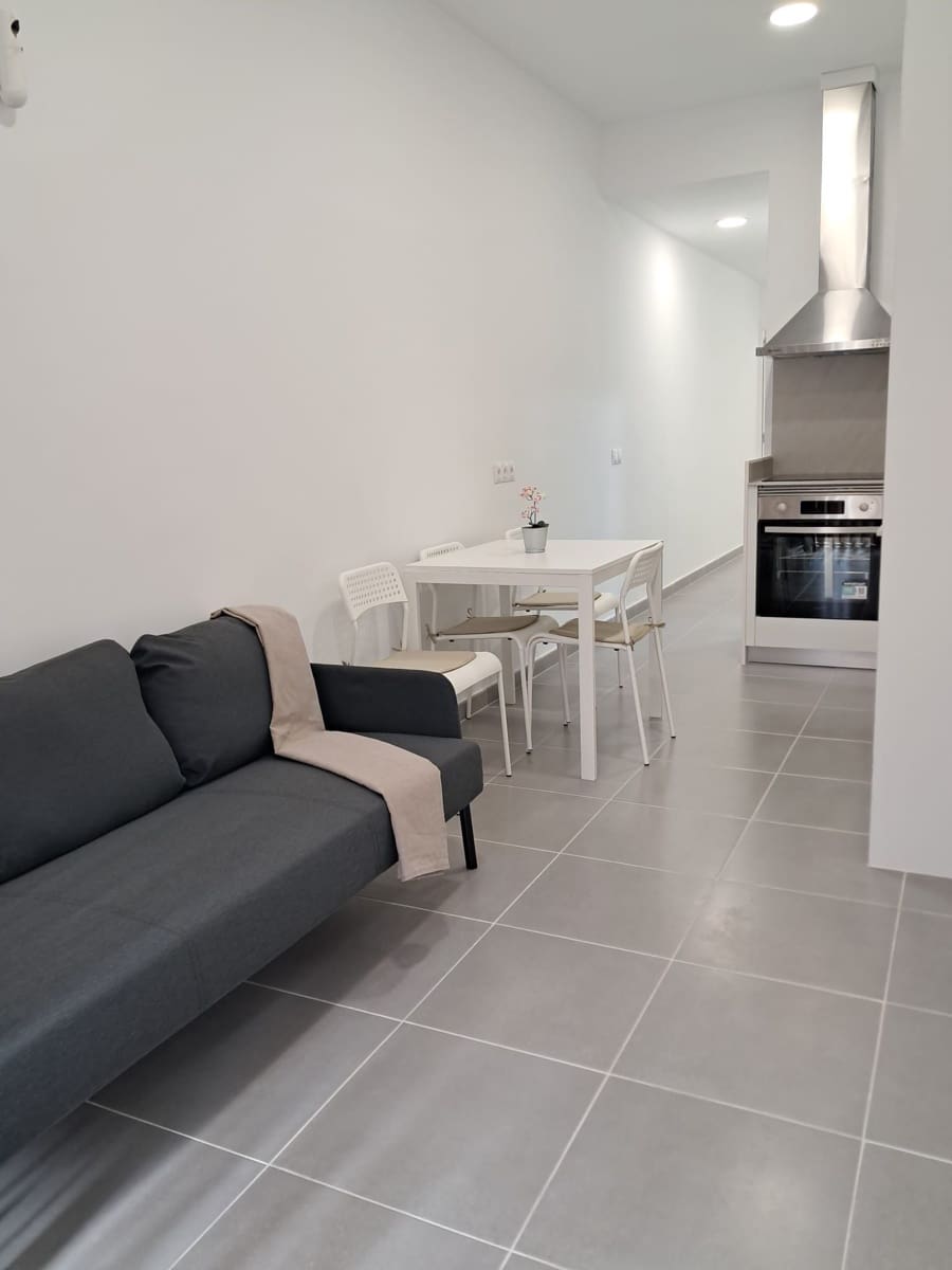 3 bedroom Semi-detached Villa for sale in Guimar - € 180,000 (Ref: 8879728)