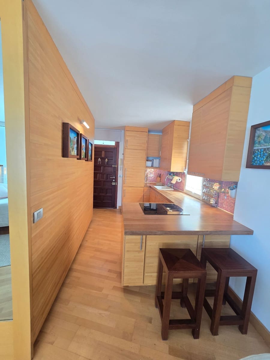 1 makuuhuone Huoneisto vuokrattavana paikassa Tacoronte mukana uima-altaan - 880 € (Ref: 8896163)