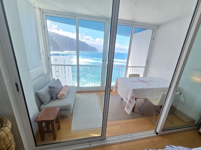 1 makuuhuone Huoneisto vuokrattavana paikassa Tacoronte mukana uima-altaan - 880 € (Ref: 8896163)