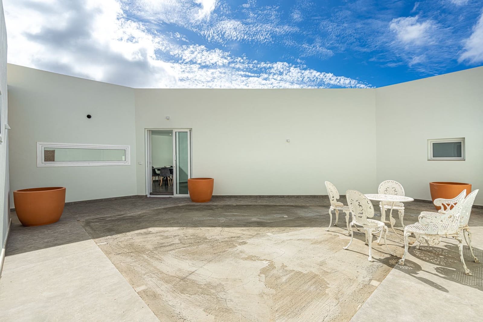 Chalet de 3 habitaciones en Guía de Isora en venta con piscina garaje - 998.000 € (Ref: 9004886)