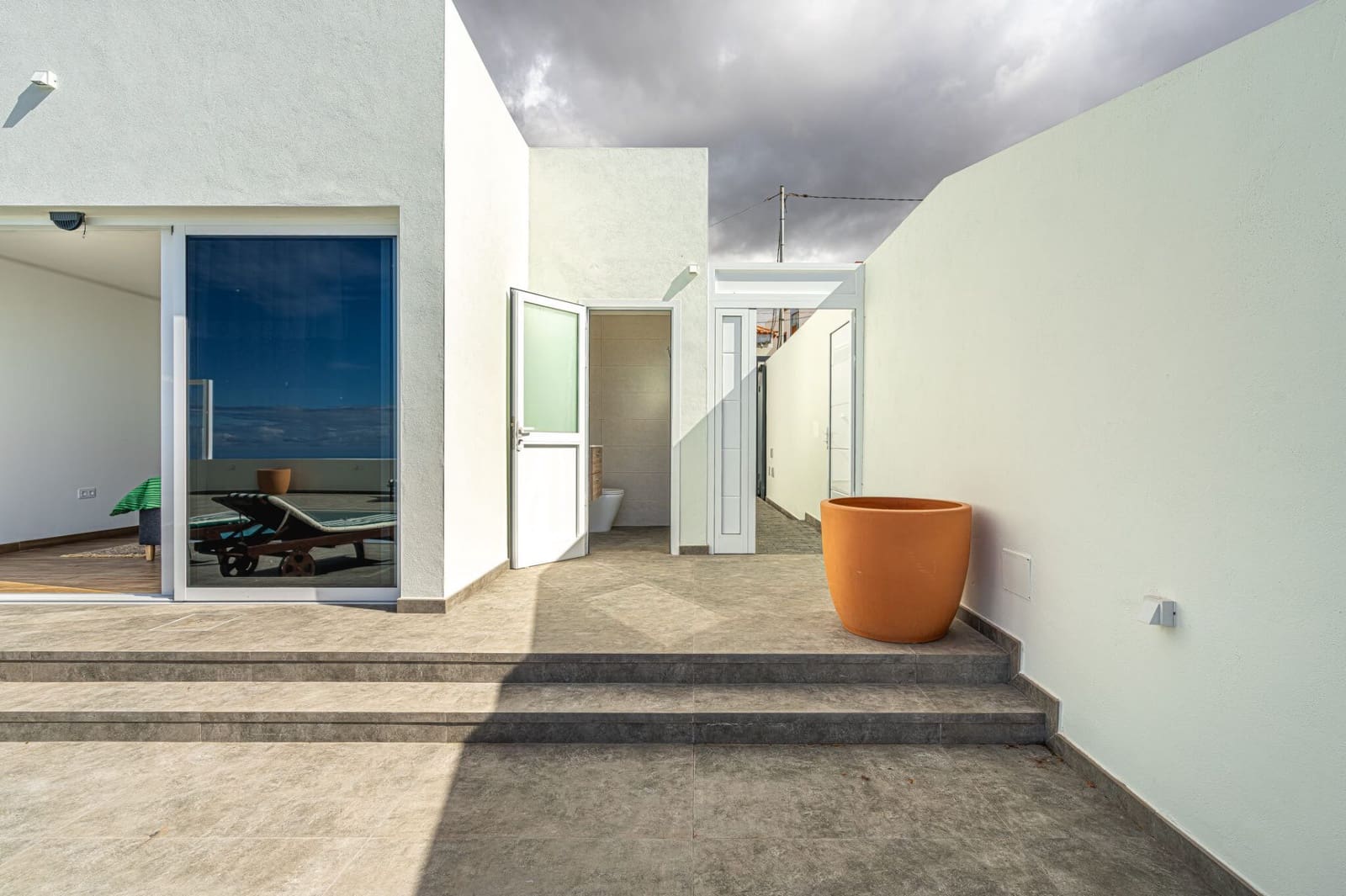 Chalet de 3 habitaciones en Guía de Isora en venta con piscina garaje - 998.000 € (Ref: 9004886)