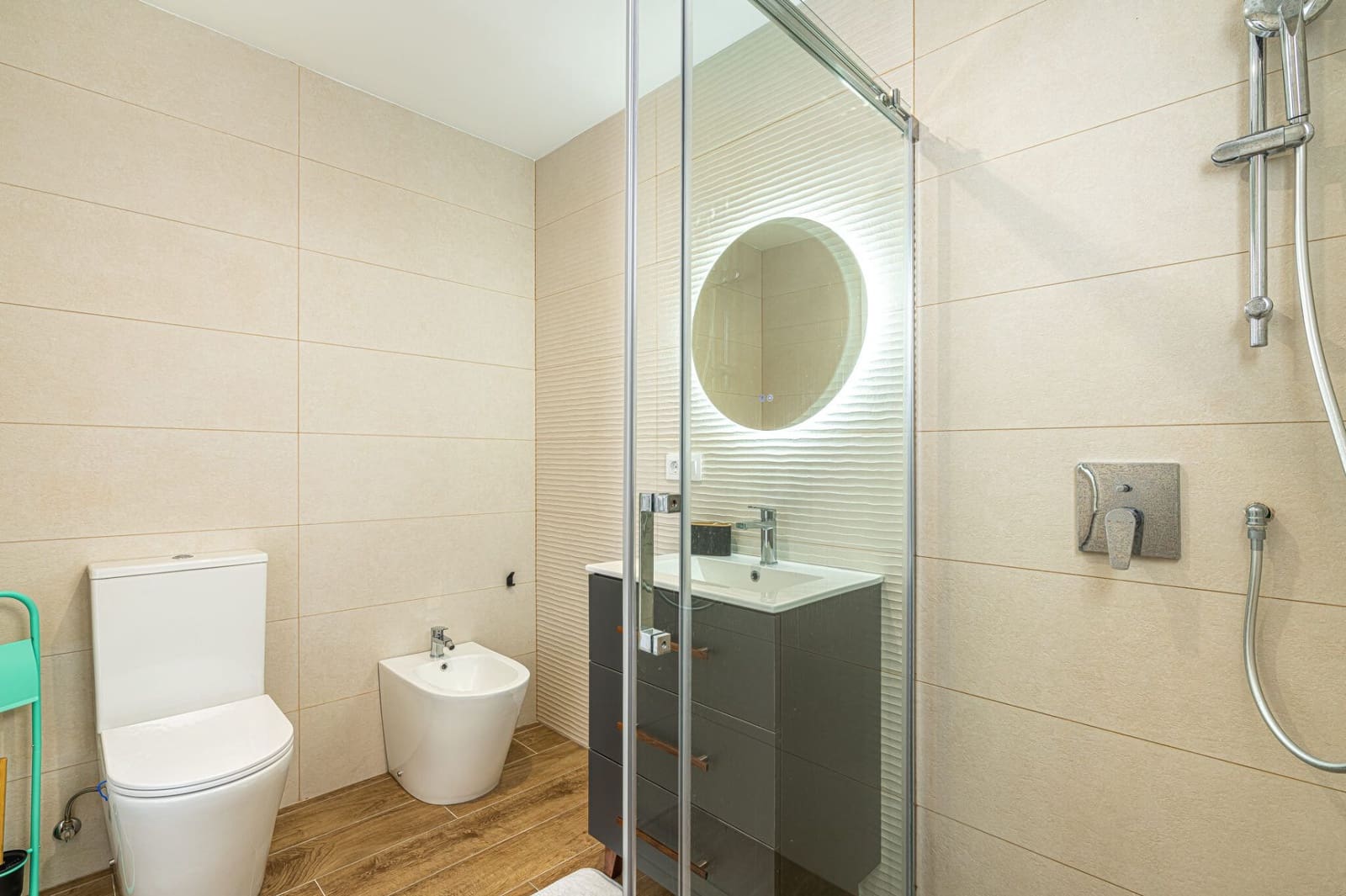 Chalet de 3 habitaciones en Guía de Isora en venta con piscina garaje - 998.000 € (Ref: 9004886)