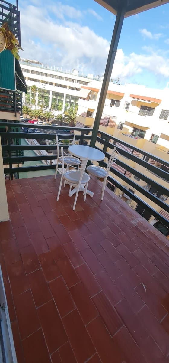 3 soveværelse Lejlighed til leje i Los Cristianos med swimmingpool - € 1.700 (Ref: 9064954)