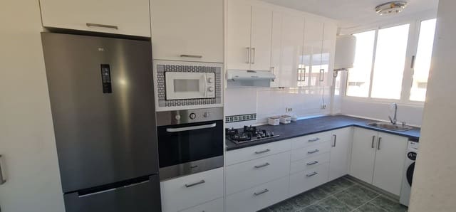 3 bedroom Apartment for rent in Los Cristianos, Arona with pool - € 1,700 (Ref: 9064954)