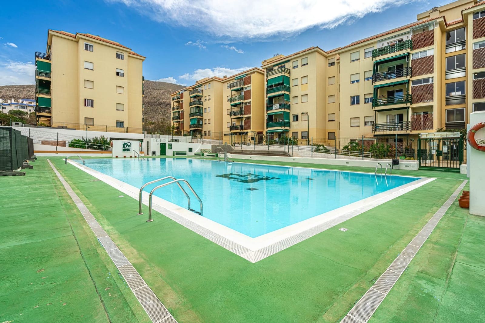 3 soveværelse Lejlighed til leje i Los Cristianos med swimmingpool - € 1.700 (Ref: 9064954)