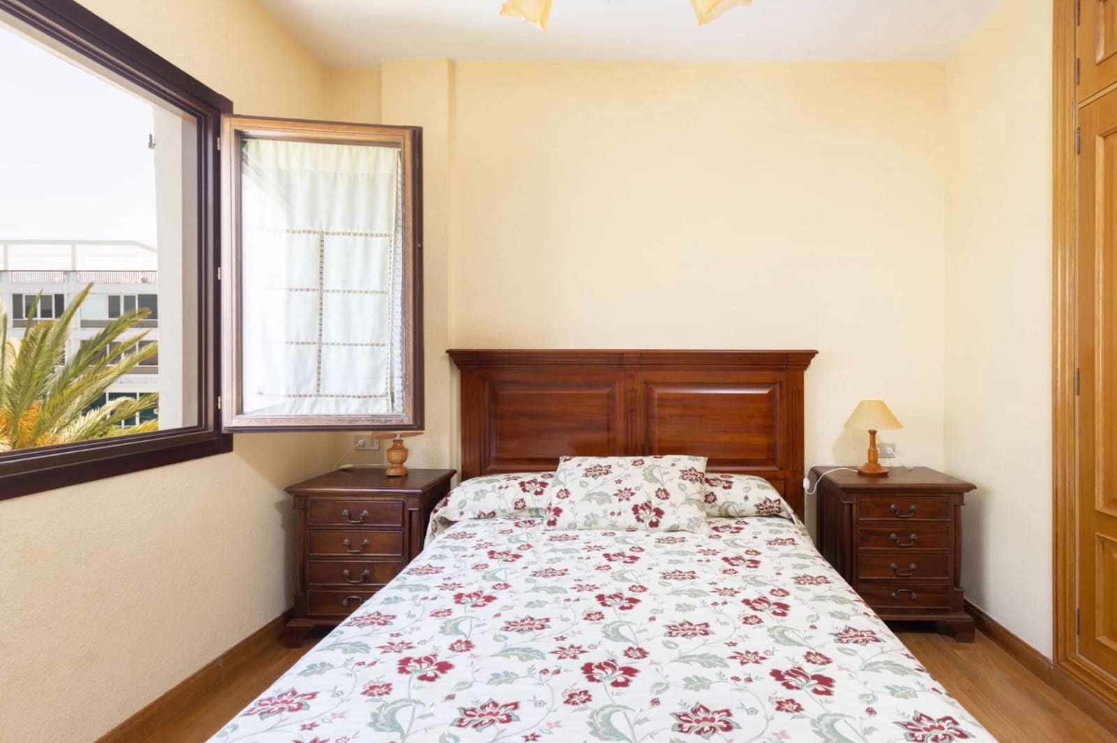 3 soveværelse Penthouse til salg i Los Cristianos med swimmingpool garage - € 670.000 (Ref: 9190848)