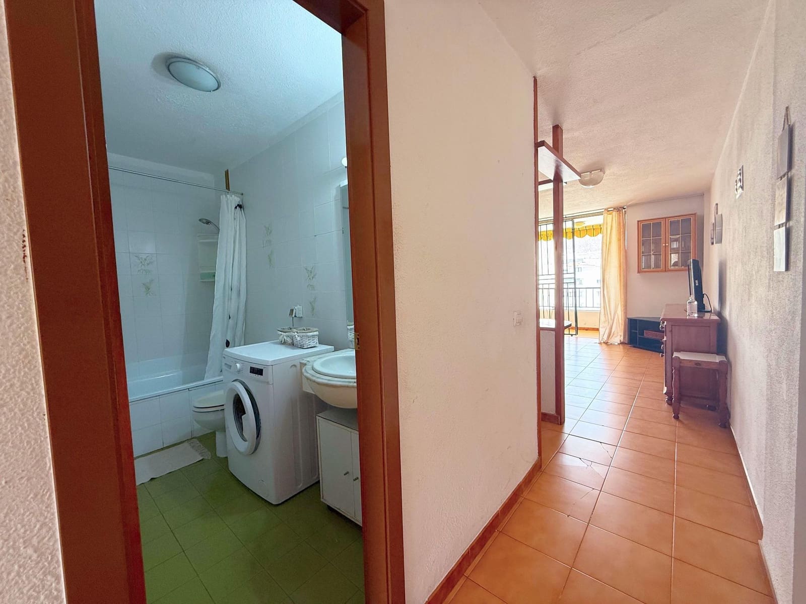 1 sovrum Lägenhet till salu i Los Cristianos - 182 000 € (Ref: 9202198)