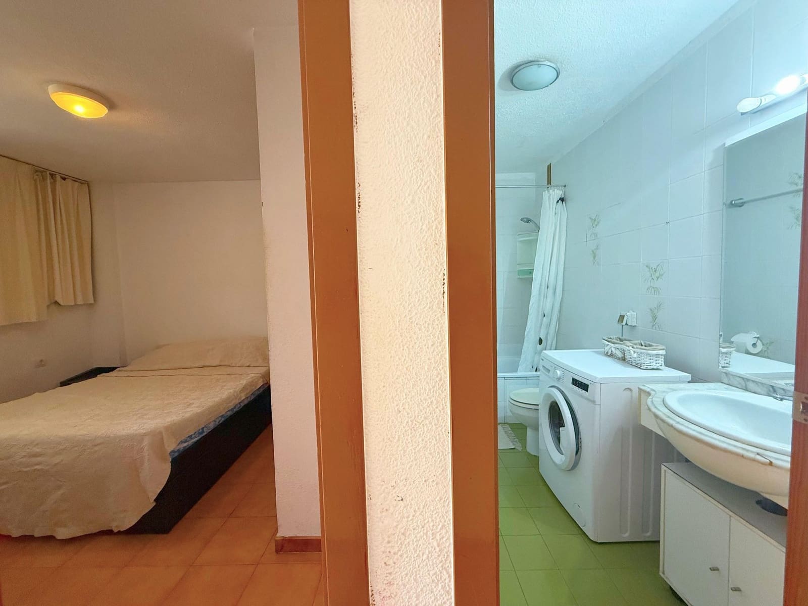 1 sovrum Lägenhet till salu i Los Cristianos - 182 000 € (Ref: 9202198)