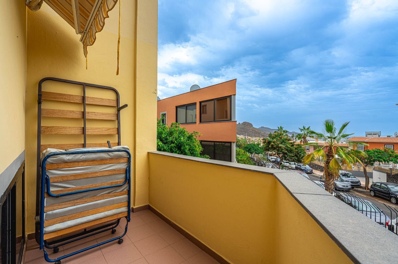 2 slaapkamer Halfvrijstaande villa te koop in Adeje met garage - € 355.000 (Ref: 9232286)