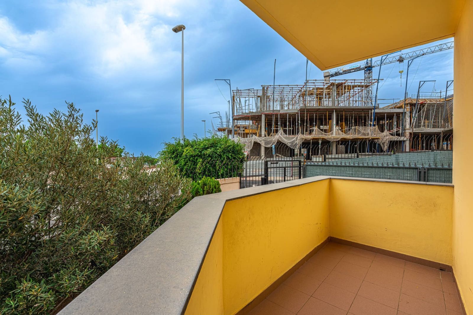 2 slaapkamer Halfvrijstaande villa te koop in Adeje met garage - € 355.000 (Ref: 9232286)