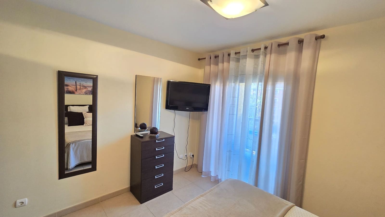 1 bedroom Flat for rent in Palm-Mar with pool garage - € 1,200 (Ref: 9296667)