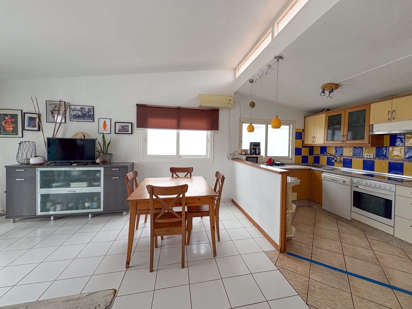 4 bedroom Villa for sale in Chayofa with pool - € 700,000 (Ref: 9303068)