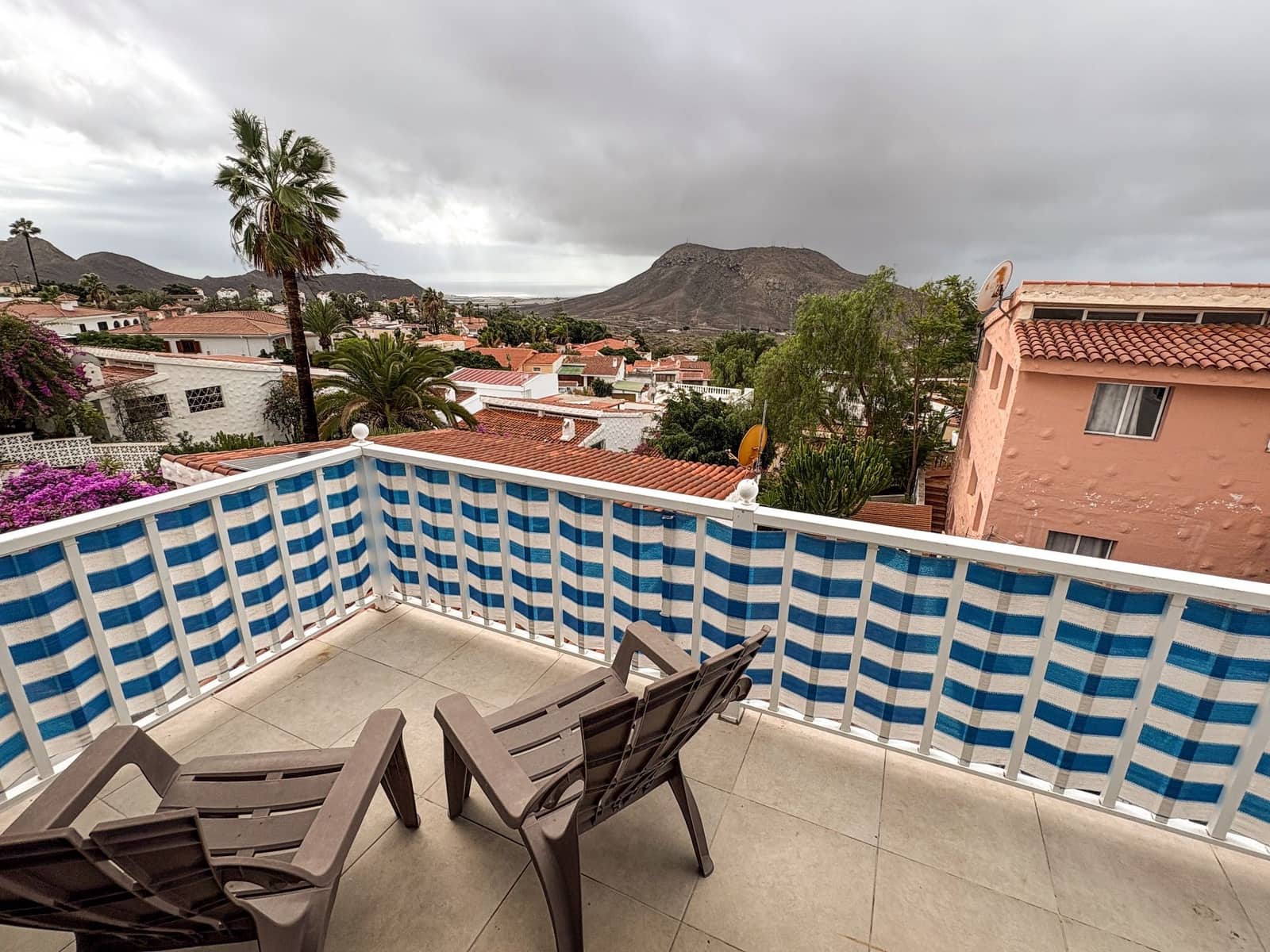 4 bedroom Villa for sale in Chayofa with pool - € 700,000 (Ref: 9303068)