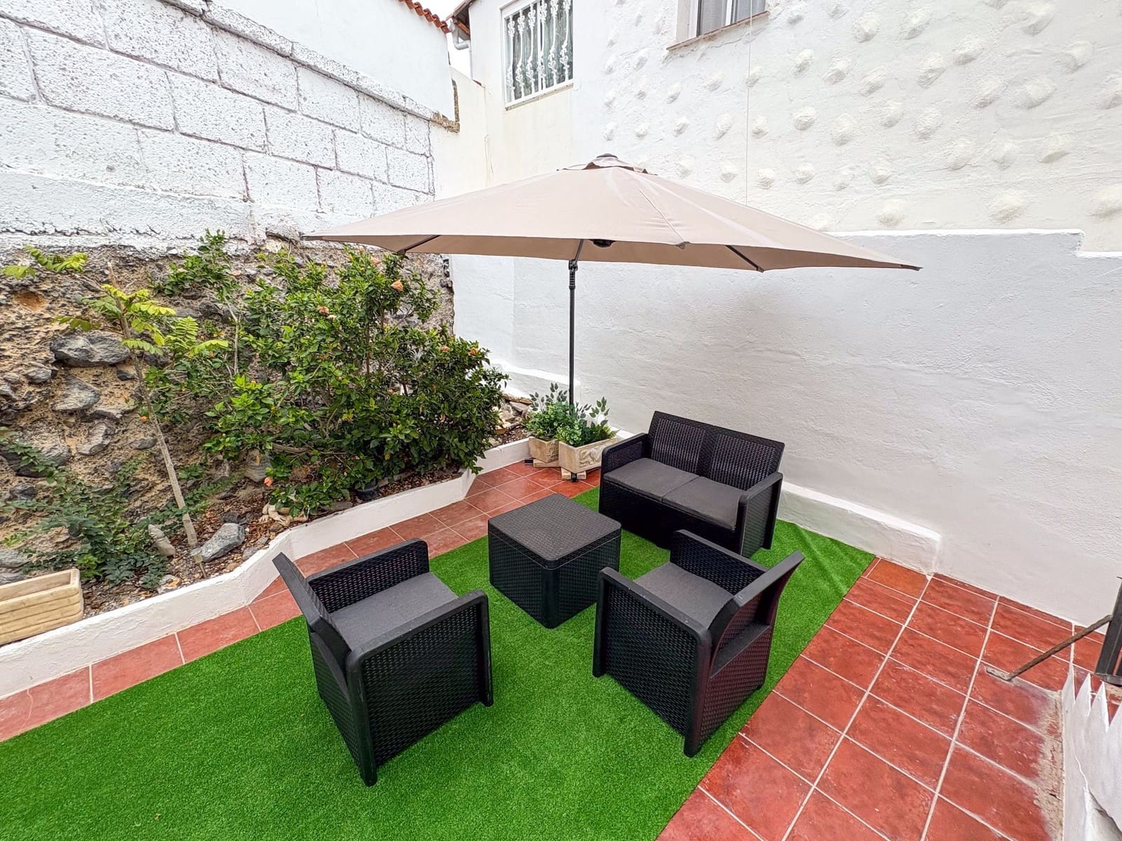 4 bedroom Villa for sale in Chayofa with pool - € 700,000 (Ref: 9303068)