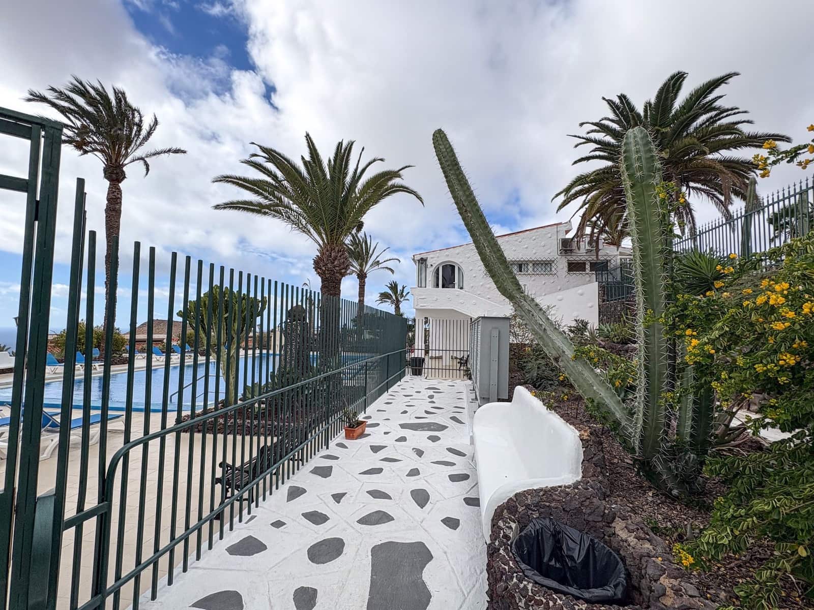 4 bedroom Villa for sale in Chayofa with pool - € 700,000 (Ref: 9303068)