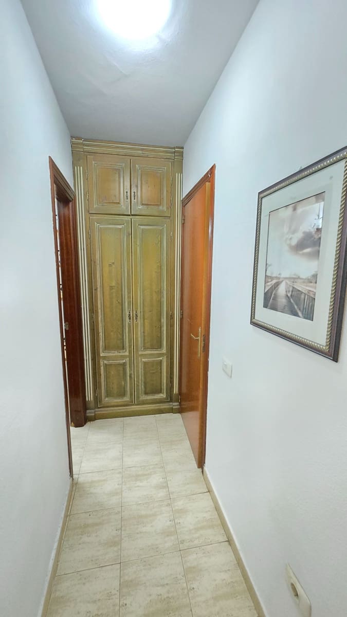 1 makuuhuone Asunto vuokrattavana paikassa Adeje mukana uima-altaan 
autotalli - 1 300 € (Ref: 9340698)