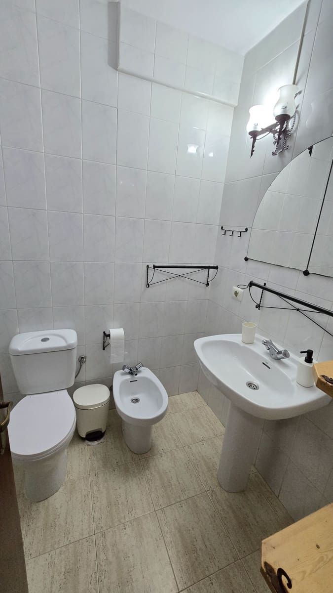 1 makuuhuone Asunto vuokrattavana paikassa Adeje mukana uima-altaan 
autotalli - 1 300 € (Ref: 9340698)