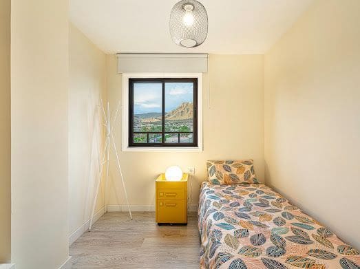 2 soveværelse Lejlighed til leje i Los Cristianos - € 1.980 (Ref: 9433065)