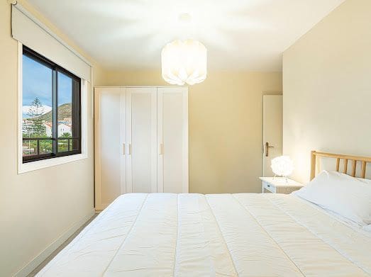 2 soveværelse Lejlighed til leje i Los Cristianos - € 1.980 (Ref: 9433065)