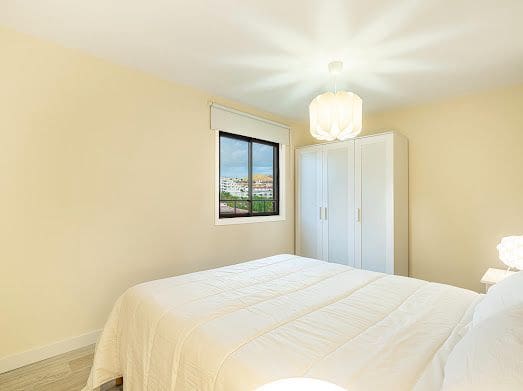 2 soveværelse Lejlighed til leje i Los Cristianos - € 1.980 (Ref: 9433065)