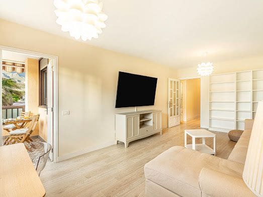 2 soveværelse Lejlighed til leje i Los Cristianos - € 1.980 (Ref: 9433065)