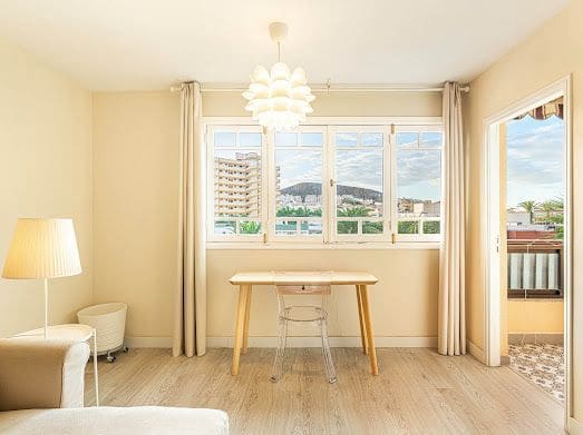 2 soveværelse Lejlighed til leje i Los Cristianos - € 1.980 (Ref: 9433065)