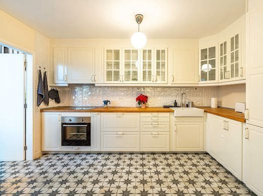 2 soveværelse Lejlighed til leje i Los Cristianos, Arona - € 1.980 (Ref: 9433065)