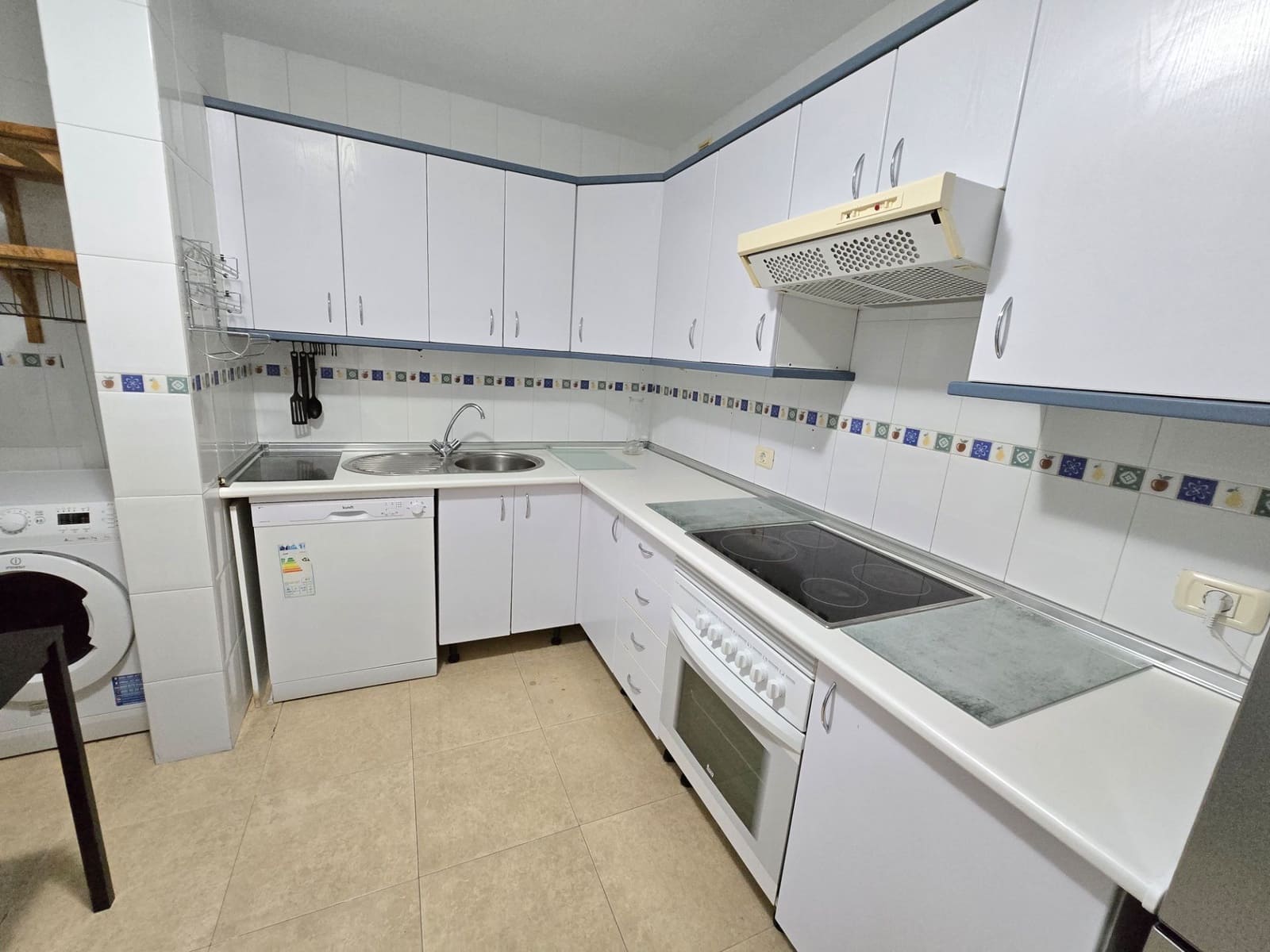 1 soveværelse Lejlighed til leje i San Isidro de Abona - € 500 (Ref: 9485186)