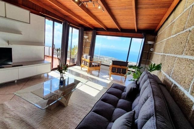 4 Zimmer Villa zu verkaufen in Guía de Isora mit Garage - 398.000 € (Ref: 9570635)