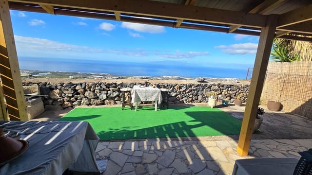 4 sypialnia Willa na sprzedaż w Guía de Isora z garażem - 449 000 € (Ref: 9570635)