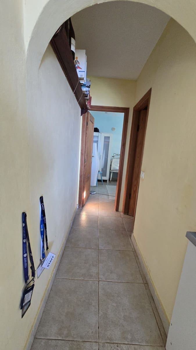 4 soveværelse Villa til salg i Guia de Isora med garage - € 398.000 (Ref: 9570635)