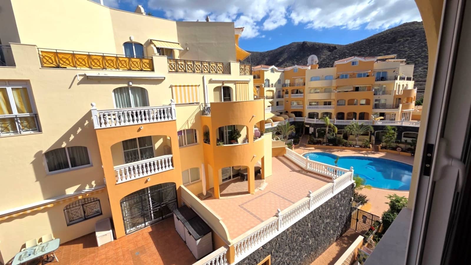 2 sovrum Takvåning till salu i Los Cristianos - 390 000 € (Ref: 9585406)
