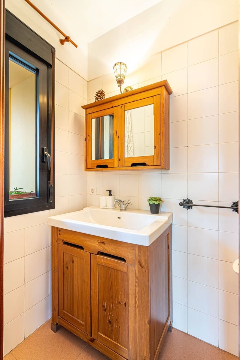 2 bedroom Semi-detached Villa for rent in Adeje with garage - € 1,400 (Ref: 9594668)