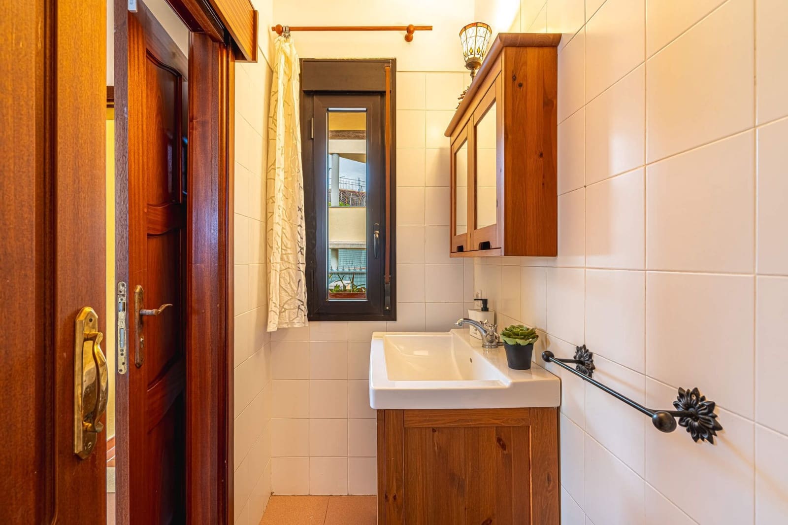 2 bedroom Semi-detached Villa for rent in Adeje with garage - € 1,400 (Ref: 9594668)