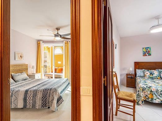 2 makuuhuone Asunto vuokrattavana paikassa Los Cristianos mukana uima-altaan - 1 660 € (Ref: 9625340)