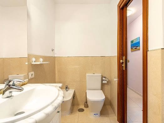 2 makuuhuone Asunto vuokrattavana paikassa Los Cristianos mukana uima-altaan - 1 660 € (Ref: 9625340)