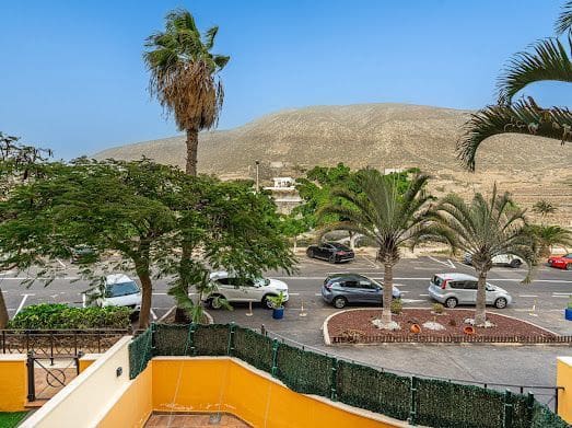 2 makuuhuone Asunto vuokrattavana paikassa Los Cristianos mukana uima-altaan - 1 660 € (Ref: 9625340)