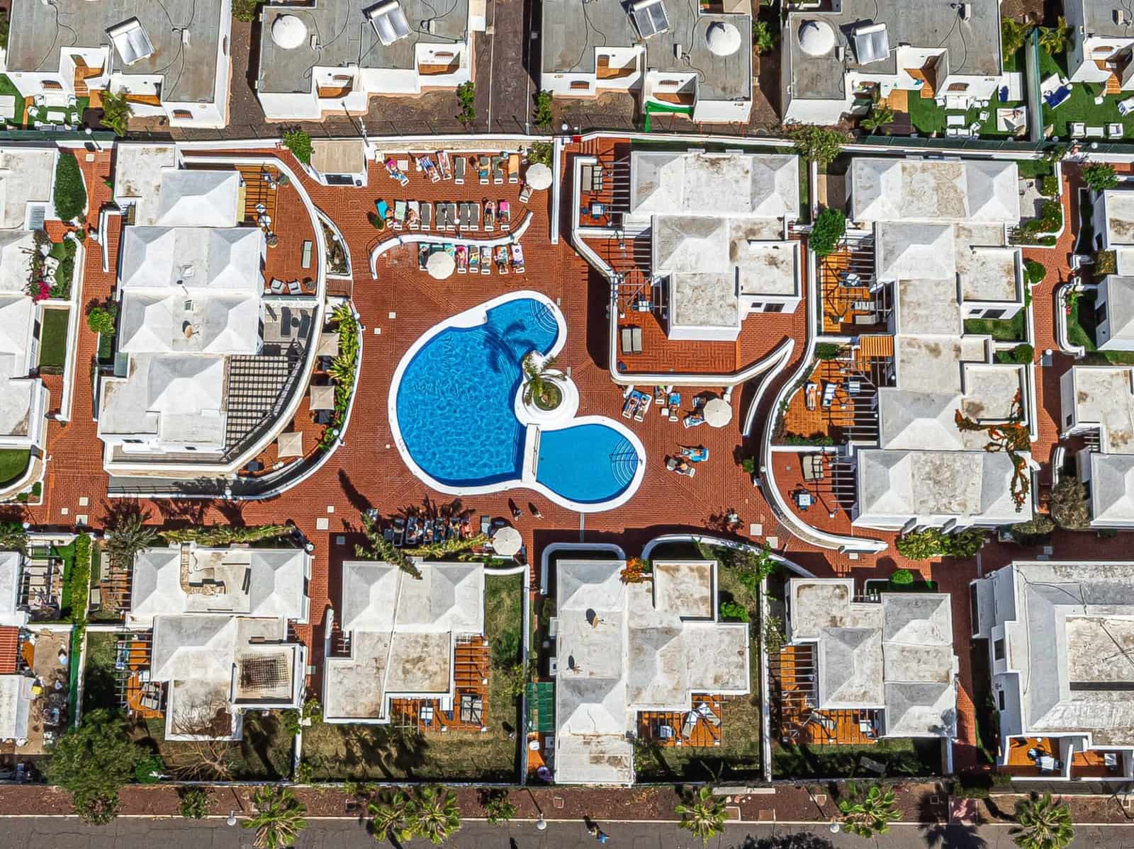 2 makuuhuone Huvila myytävänä paikassa Arona mukana uima-altaan - 580 000 € (Ref: 9629641)