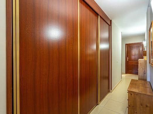 Piso de 2 habitaciones en Buzanada en alquiler con garaje - 1.100 € (Ref: 9636457)