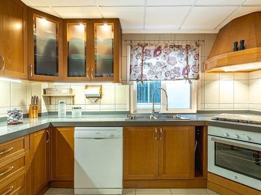 Piso de 2 habitaciones en Buzanada en alquiler con garaje - 1.100 € (Ref: 9636457)