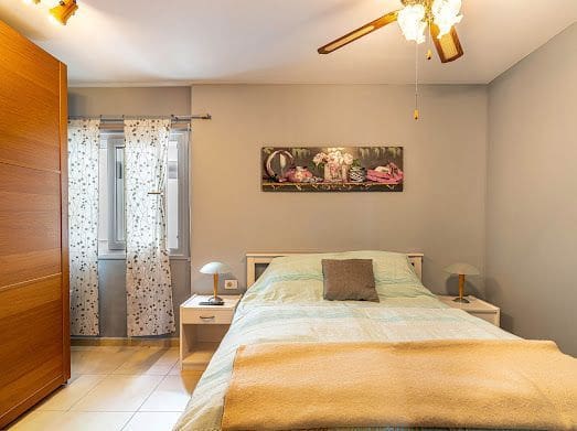 Piso de 2 habitaciones en Buzanada en alquiler con garaje - 1.100 € (Ref: 9636457)