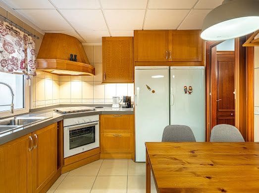 Piso de 2 habitaciones en Buzanada, Arona en alquiler con garaje - 1.100 € (Ref: 9636457)